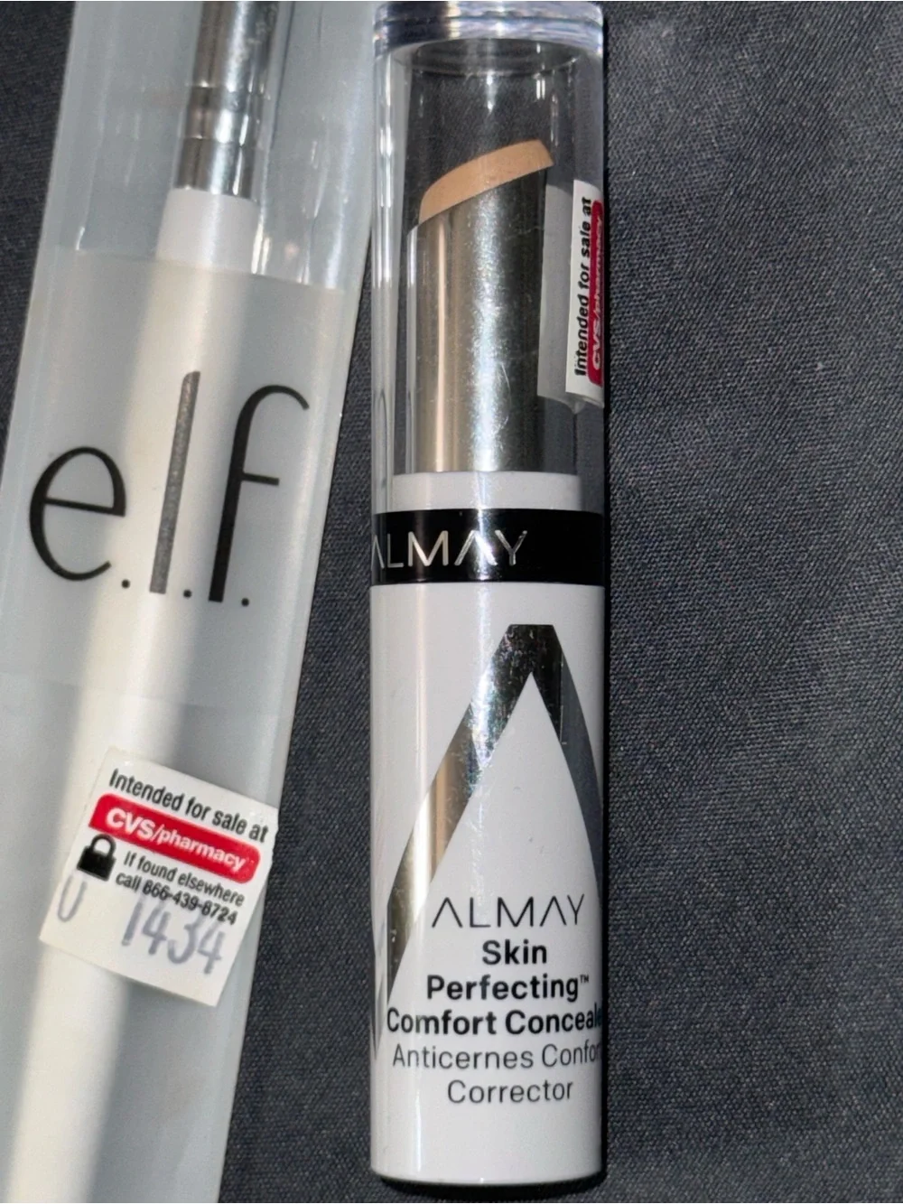 Almay Eye Blending Brush and Concealer Duo in White and Beige